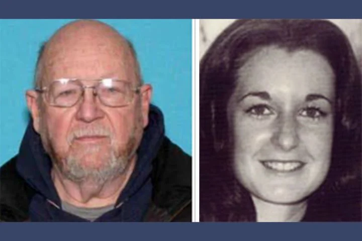 Man pleads gu-ilty to 1980 kil-ling of Navy wife